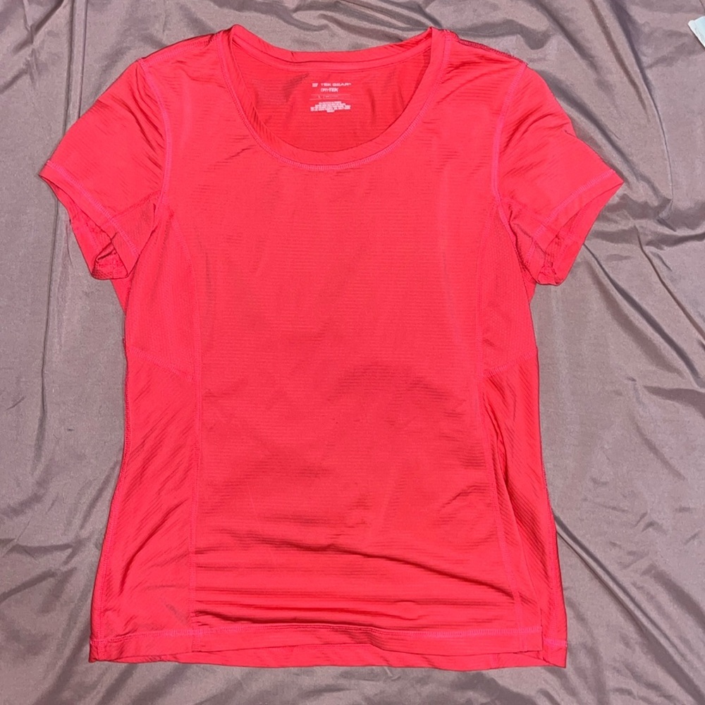 Tek Gear Athletic shirt
